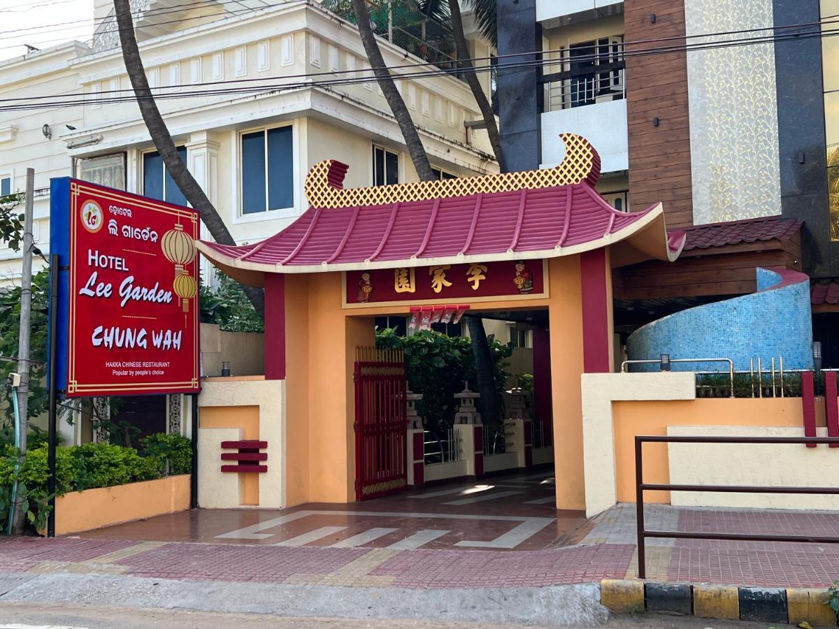 פורי Hotel Lee Garden Near To Blue Flag Beach 500 Mtrs מראה חיצוני תמונה