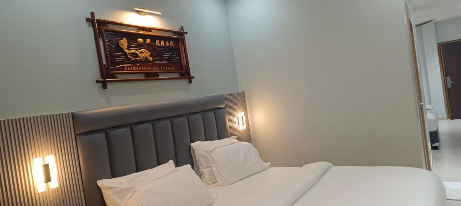 פורי Hotel Lee Garden Near To Blue Flag Beach 500 Mtrs מראה חיצוני תמונה